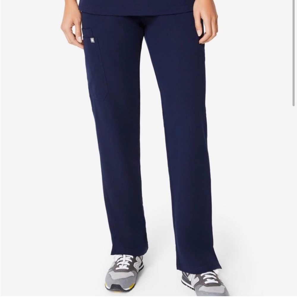 Figs Kade Cargo Scrub Pants